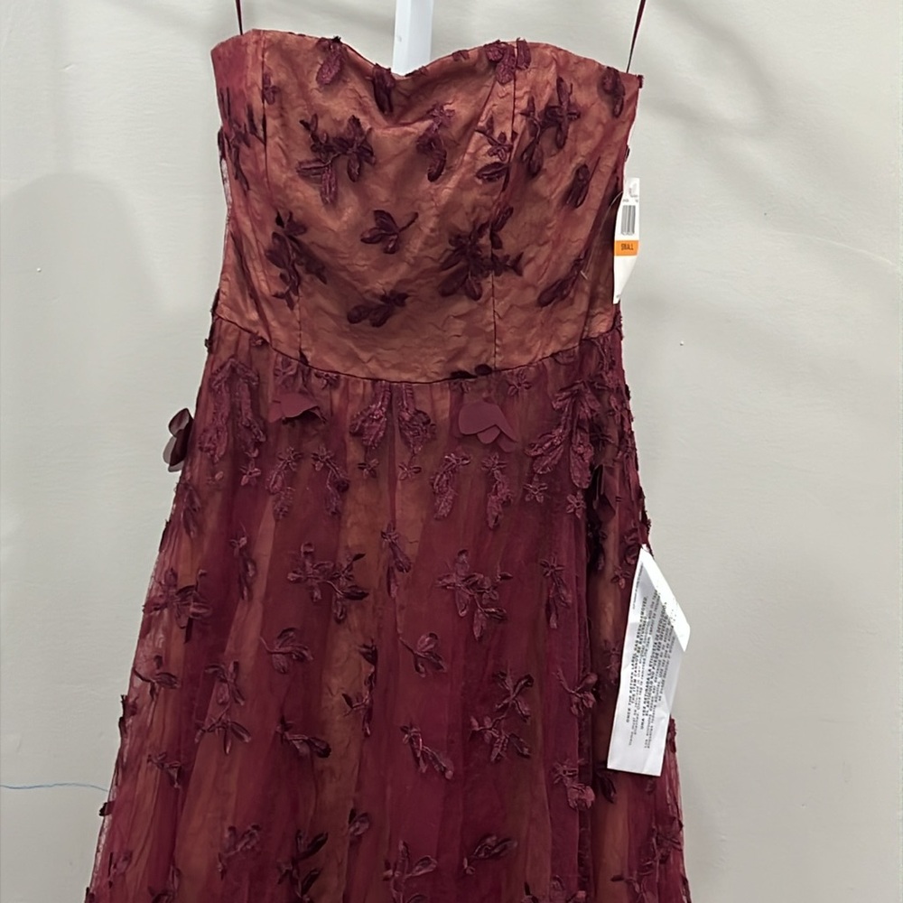 DRESS THE POPULATION Kailyn Dress gown midi - Picture 5 of 11